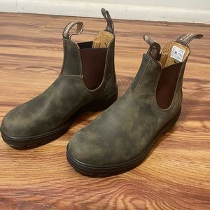 Classic 550 Chelsea Blundstone women’s 7.5